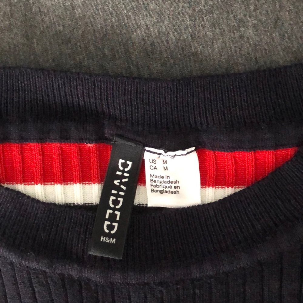 Medium H&M Striped Long-Sleeve - Picture 2 of 2